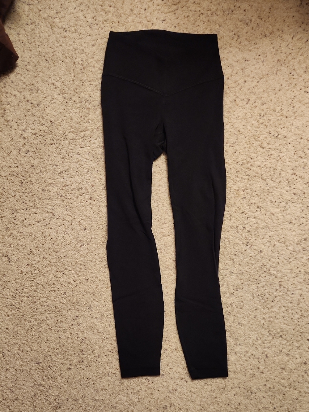 Brand New, Never Worn Lululemon Women's Black High V-Waist Leggings, Size 2